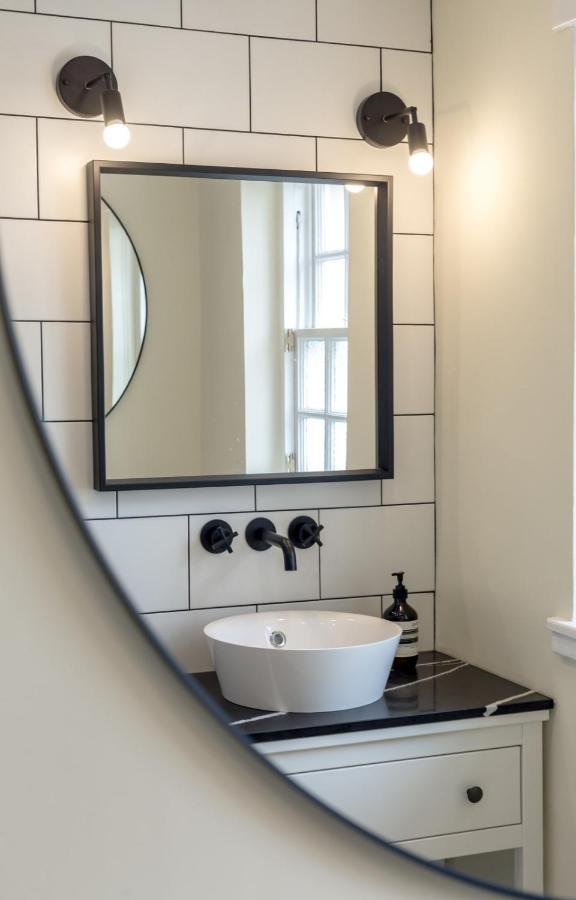Апартаменты Guestready - Elegant 2Br Period Flat In Oldtown Эдинбург Экстерьер фото