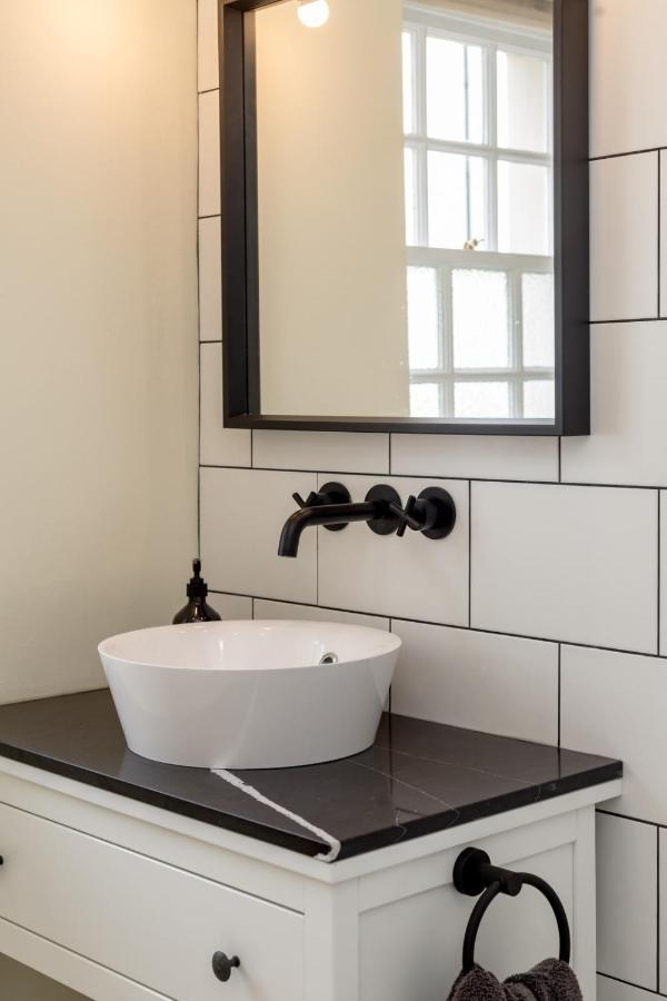 Апартаменты Guestready - Elegant 2Br Period Flat In Oldtown Эдинбург Экстерьер фото